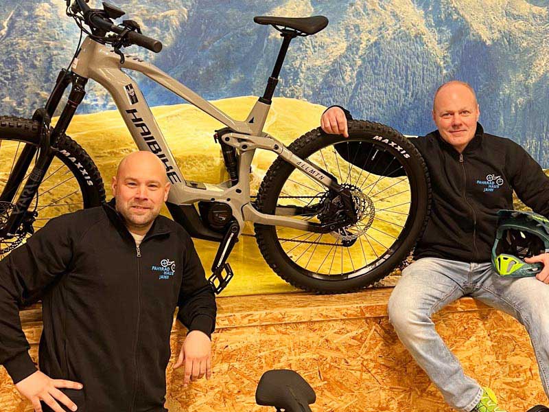 Die neuen Gesichter beim Fahrradhaus Jähn in Bad Wildungen: Thorsten Stiehl und Christian Schaller